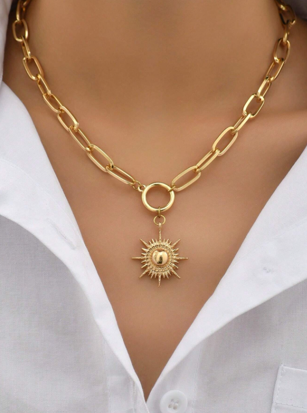 N14 Chain Style Sun Pendant Necklace