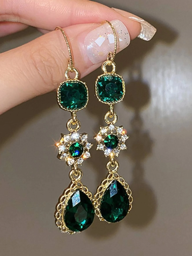 E37 Green Elegant Flower Drop Earrings
