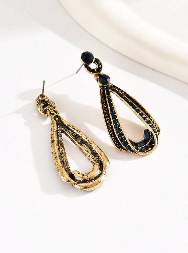 E28 Elegant Waterdrop Earrings