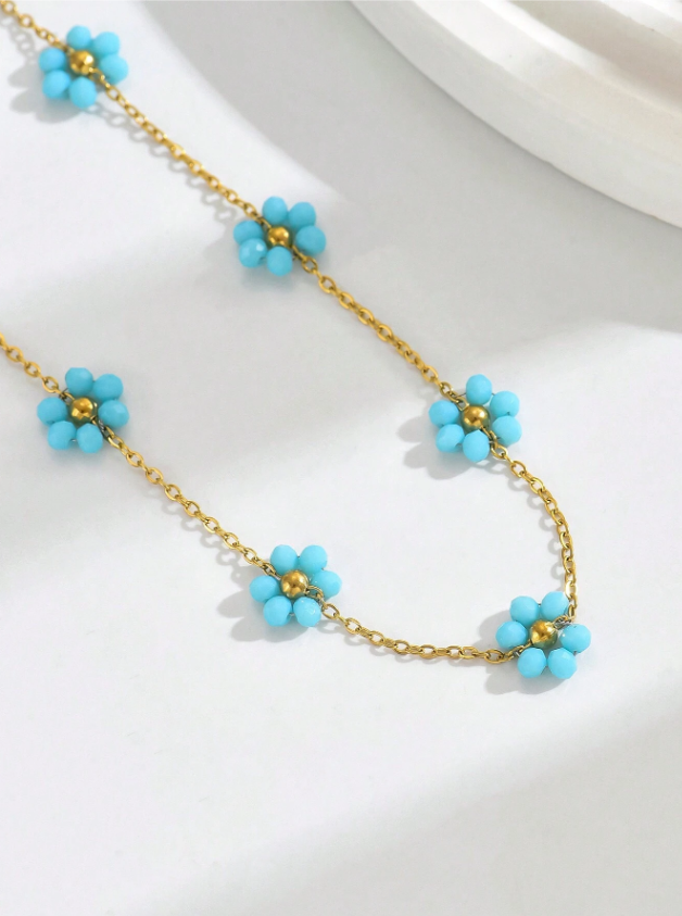 N22 Blue Flowers Pendant Necklace