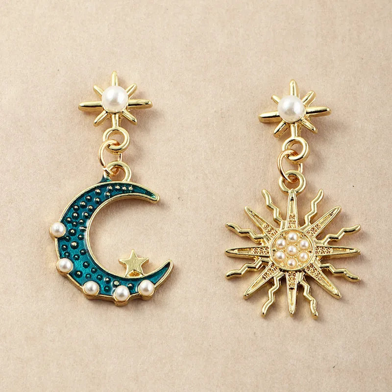 E1 Asymmetric Sun&Moon Earrings
