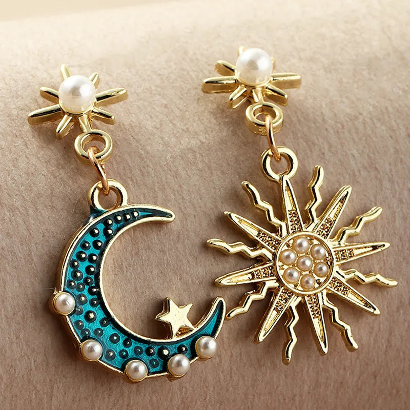 E1 Asymmetric Sun&Moon Earrings