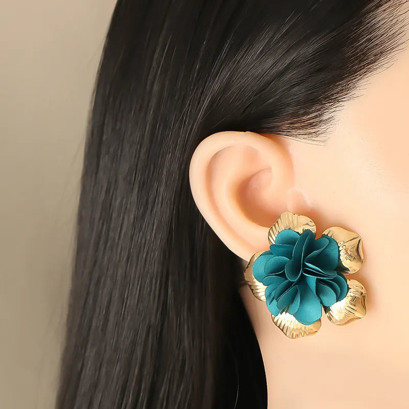 E32 Flower Cloth Earrings
