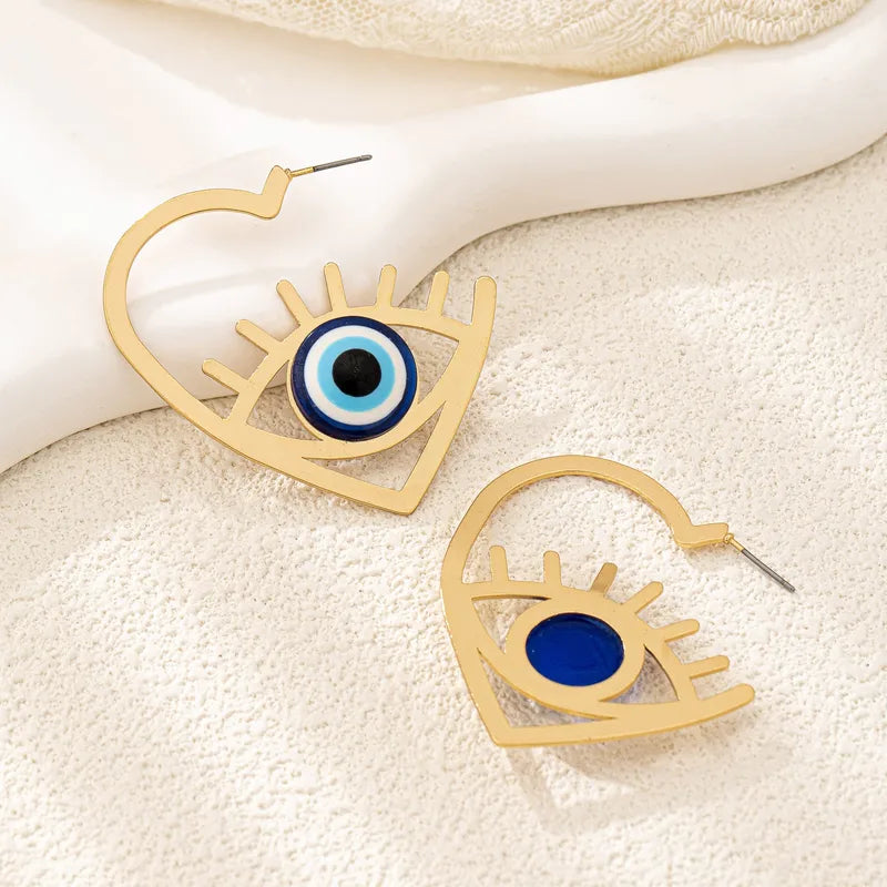 E29 Evil Eye Heart Shape Earrings