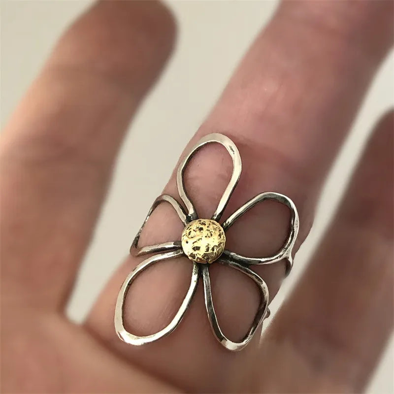 R9 Flower Open Ring