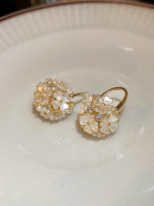 E55 Shiny Flower Ball Hoop Earrings