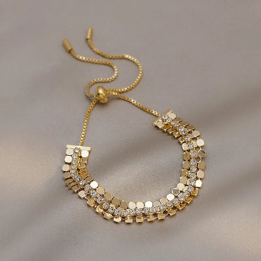 B17 Golden Elegant Bracelet